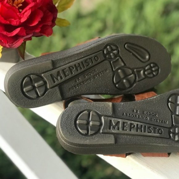 Women's Mephisto Open Toe Brown Leather Buckle - Picture 4 of 8